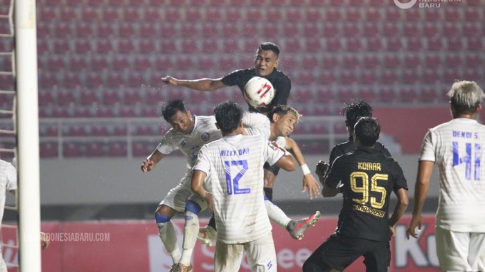 PSIS vs Arema