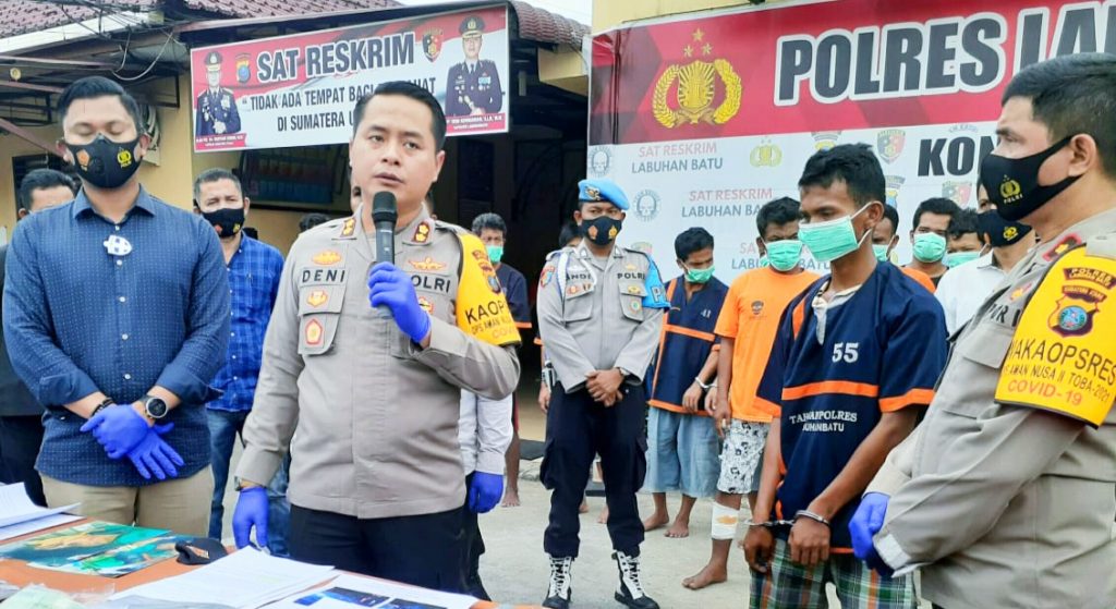 Viral Anggota Polres Labuhanbatu Nyanyikan Lagu Ulang Tahun dan Nyamar Jadi Petugas Paket Tangkap Pencuri