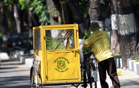 Petugas Kebersihan Medan