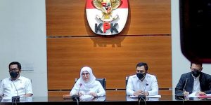 KPK Amankan 10 Orang Dalam OTT Bupati Nganjuk