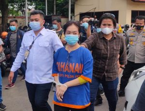 Wow! Perempuan Cantik Ini Tipu Korbannya 48 Miliar