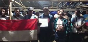 Pimpinan OPM Menyerahkan Diri, 17 Anak Buahnya Gabung ke NKRI