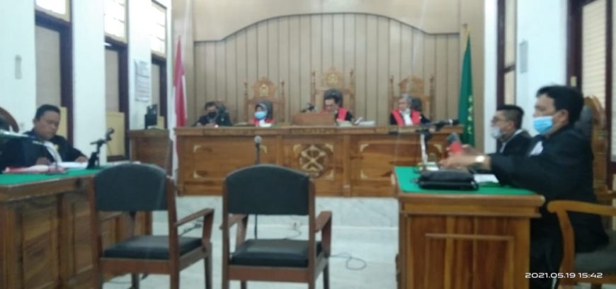 Sidang Taufik