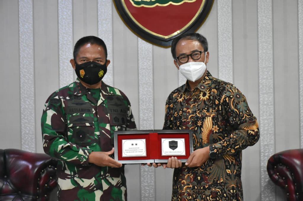 Pangdam 4