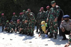 Pangdam I/BB Kunjungi Satgas Pamops Pulau Berhala