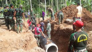 “Bersama Rakyat TNI Kuat” Moto yang di Usung Dalam Pembangunan Jalan TMMD/N ke 111