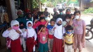 Anggota Satgas Habiskan Hari Terakhir Masa Penugasan Bersama Anak Nagari