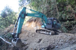 Pembangunan Jalan Progam Terpadu TMMD ke 111 Sudah Mencapai Perut Bukit Sugak