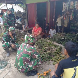 Anggota Satgas TMMD Kunjungi Pengusaha Pinang