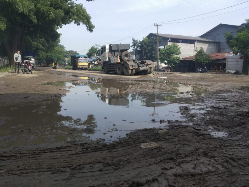 Inspratruktrur Jalan Rusak, Lokasi KIM 1 Manyomak
