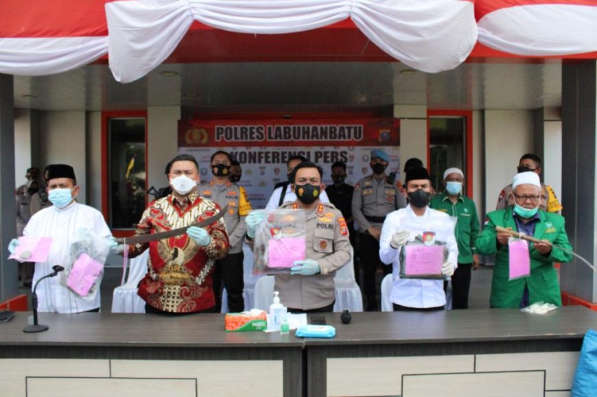 Kapolda Sumut Sampaikan Duka Cita atas Meninggalnya Ketua MUI Labura