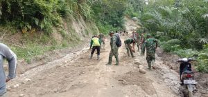 Tersisa 985 Meter Lagi, Satgas Semakin Terpacu Selesaikan Jalan Rigid Beton