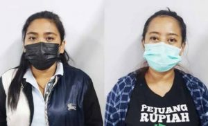 Tiga Cewek Baku Hantam Rebutan Cowok Bule