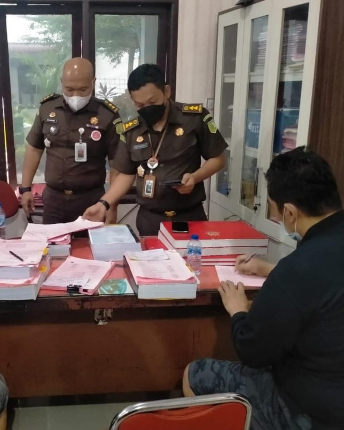 Kejatisu Terima 5 Tersangka dan Barang Bukti Dari Penyidik Poldasu 4 1 1 9