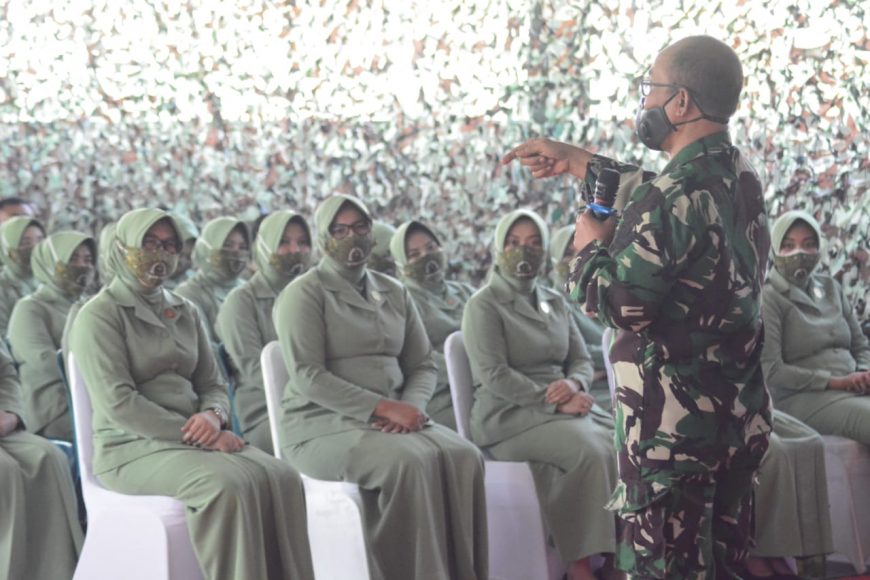 Tim Pusat Pembinaan Mental TNI-AD Beri Pembekalan Bintalidjuang di Yonarhanud 11/WBY 4 arhanud 11 1 1