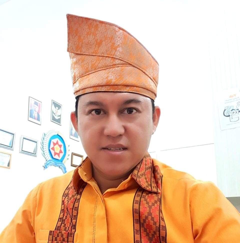Dr Redyanto SH MH