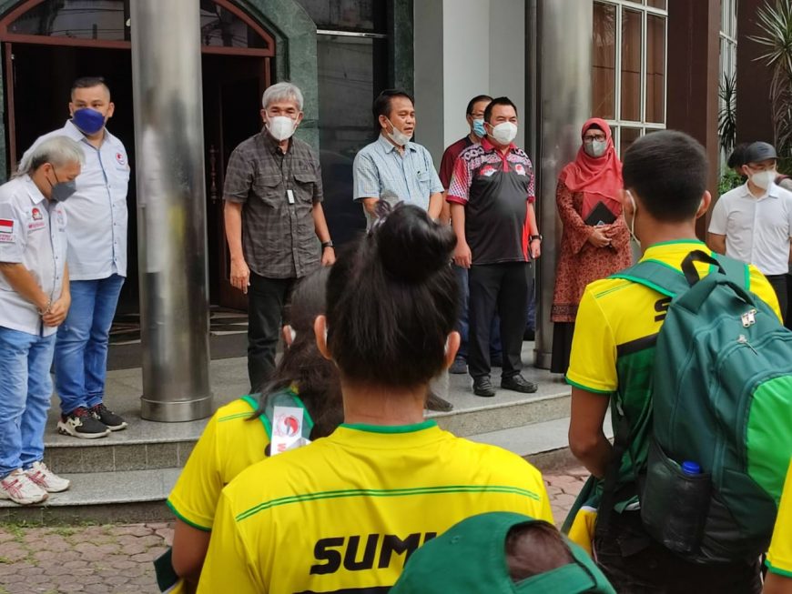 Hadapi PON XX 2021, 19 Atlet Wushu Sumut Bertolak ke Merauke