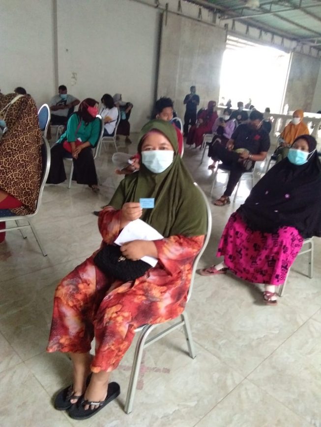 Vaksinasi di Tanjung Morawa