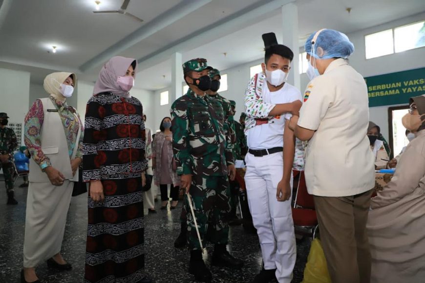 Serbuan Vaksinasi Kodam I/ Bukit Barisan Bersama Yayasan Kartika Jaya 2 vaksin1