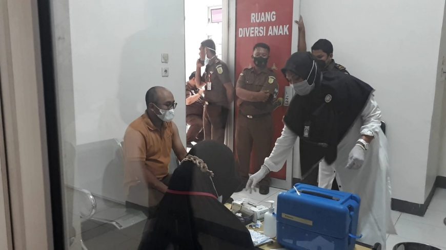 Kejari Aceh Tamiang Gelar Vaksinasi 
