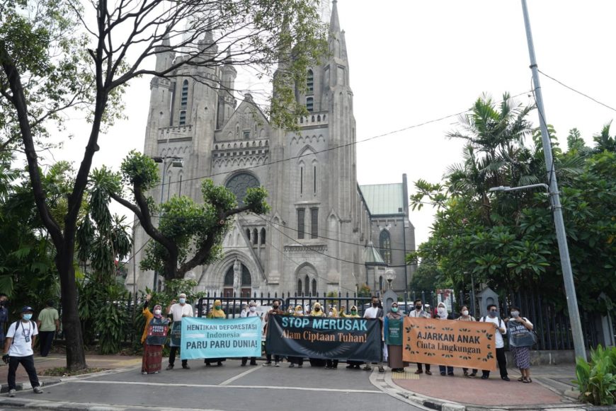 “Komunitas Agama Serukan Pemerintah Serius Tangani Krisis Iklim” 6 Katedral