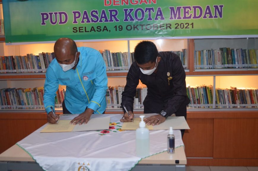 Walikota Minta Jangan Ada Pungli, Kejari-PUD Pasar Tanda Tangani MoU 2 MoU