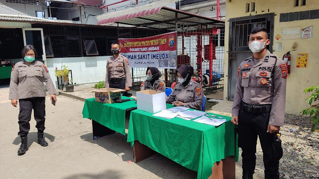 Vaksinasi di RS Imleda