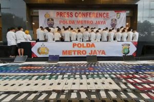 Polisi Tangkap 48 Warga China Pemeras dan Penipu yang Beroperasi di Indonesia
