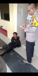 Kepergok Nyolong Kereta, Pencuri Babak Belur Dimassa