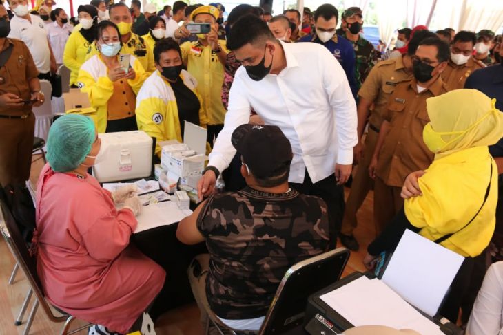 Pemko Medan Berkolaborasi Dengan Partai Politik Gelar Vaksinasi Bersama 3 Vaksinasi Parpool