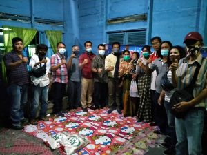 Safari Natal Forwaka Sumut Peduli Anak Gizi Buruk, Ibu Penderita Gizi Buruk Terharu Sanjung Kejatisu