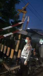 KA Sri Lilawangsa Tabrak Angkot, 4 Penumpang Mini Wampu Tewas