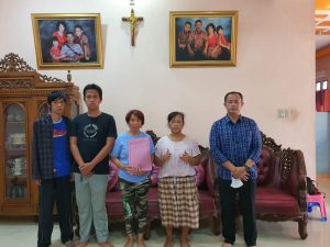 Keluarga AKP Wilson Siregar SH Terima Santunan dari Keluarga Besar Regama Nusantara