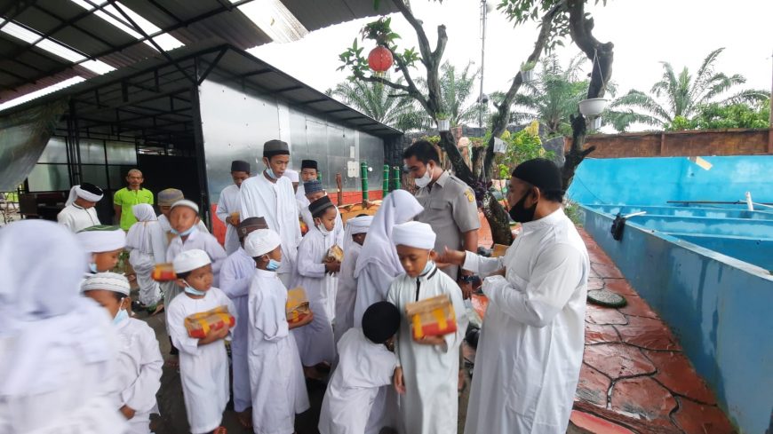 Kepala Balai Besar Perbenihan Proteksi Tanaman Perkebunan Medan Silaturahmi ke Pondok Tahfidz As Sairun 3 IMG 20220111 WA0226