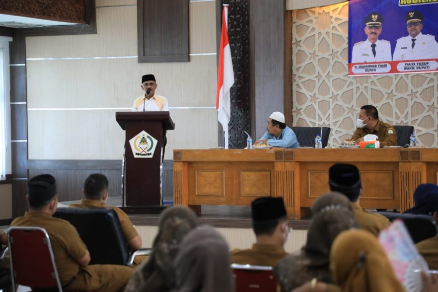 Bupati Aceh Utara: Kepala Sekolah Harus Mampu Presentasi Buku Kerja 2 1 22