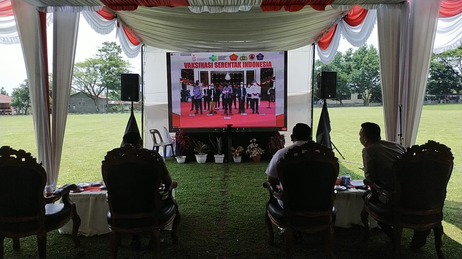 Percepat Vaksinasi, Kapoldasu Pantau Vaksinasi Polresta Deli Serdang di Sunggal 2 1 86