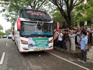Pemko Lhokseumawe Berangkatkan Pimpinan Dayah Teladan Melaksanakan Ibadah Umrah