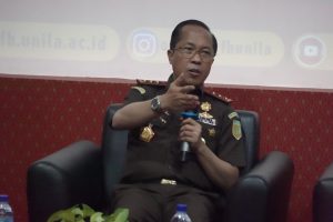 Kabandiklat Kejaksaan RI Jadi Narasumber Seminar Hukum di Universitas Lampung