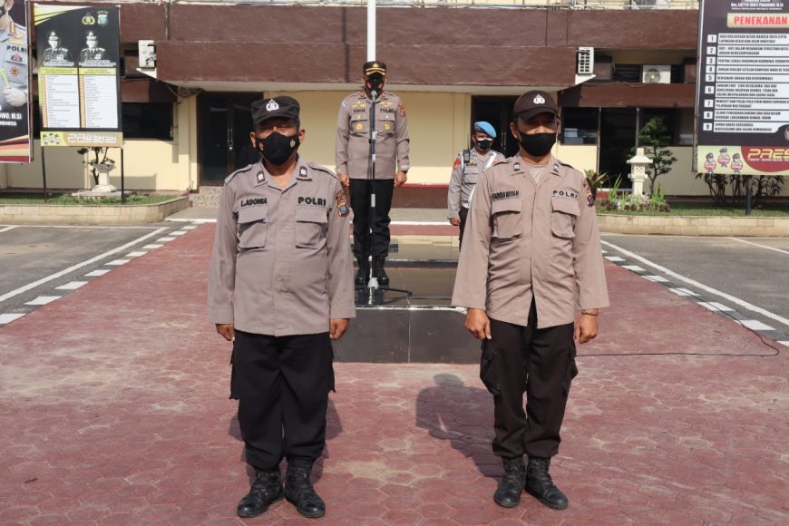 JELANG HUT