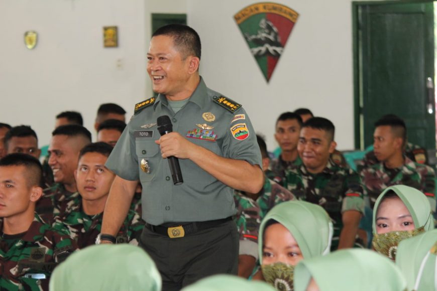 Kabintaldam I/BB : Kuncinya, Cukup Sertakan Hatimu Pada Suamimu Yang Bertugas & Ambil Hati Suamimu Dalam Keseharianmu