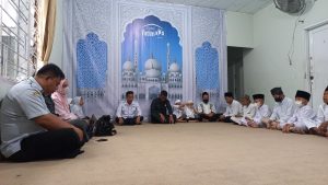 Rangkaian Peringatan Ulang Tahun, PUD Pasar Medan Bagikan Sembako dan Santuni Anak Yatim 5 pud pasar 2