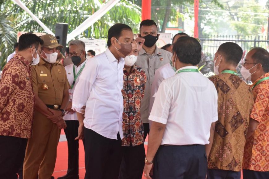 Pangdam I/BB Dampingi Presiden Tinjau Inovasi Minyak Makan Merah sebagai Alternatif Pencegahan Stunting