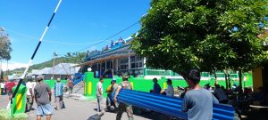 Satgas Yonarhanud 11/WBY Gotong-royong Merenovasi Masjid Baitul Muhajirin di Desa Luhu