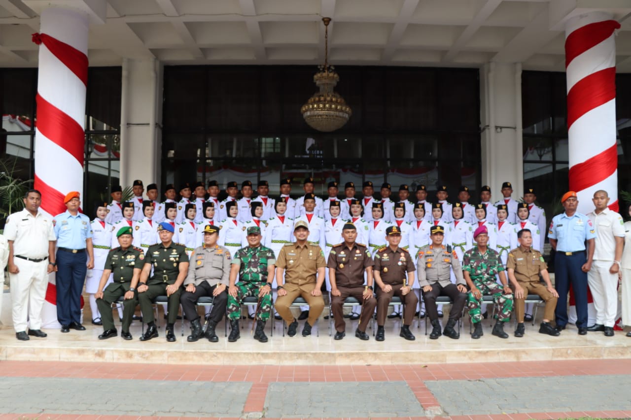 4dd0b535 13fd 41d7 a9be 999f1eb3f4f3