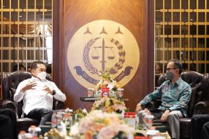 Jaksa Agung Terima Kunjungan Silaturahmi Ketua DK OJK