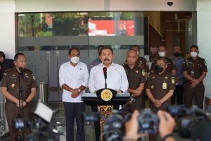 Kejaksaan Agung Lakukan Penjemputan Dan Penahanan Terhadap Tersangka SD Perkara PT Duta Palma Group