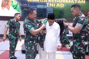Kasad Kukuhkan Habib Luthfi Bin Ali Yahya sebagai Warga Kehormatan Angkatan Darat