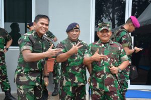 Pangdam I/BB Mendampingi Panglima TNI Dalam Kegiatan Peng-Anugerahan Warga Kehormatan Korps Marinir