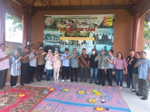 Dirut PUD Pasar Medan Kunjungi Poktan di Deli Serdang