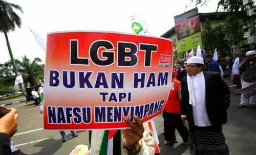 LGBT